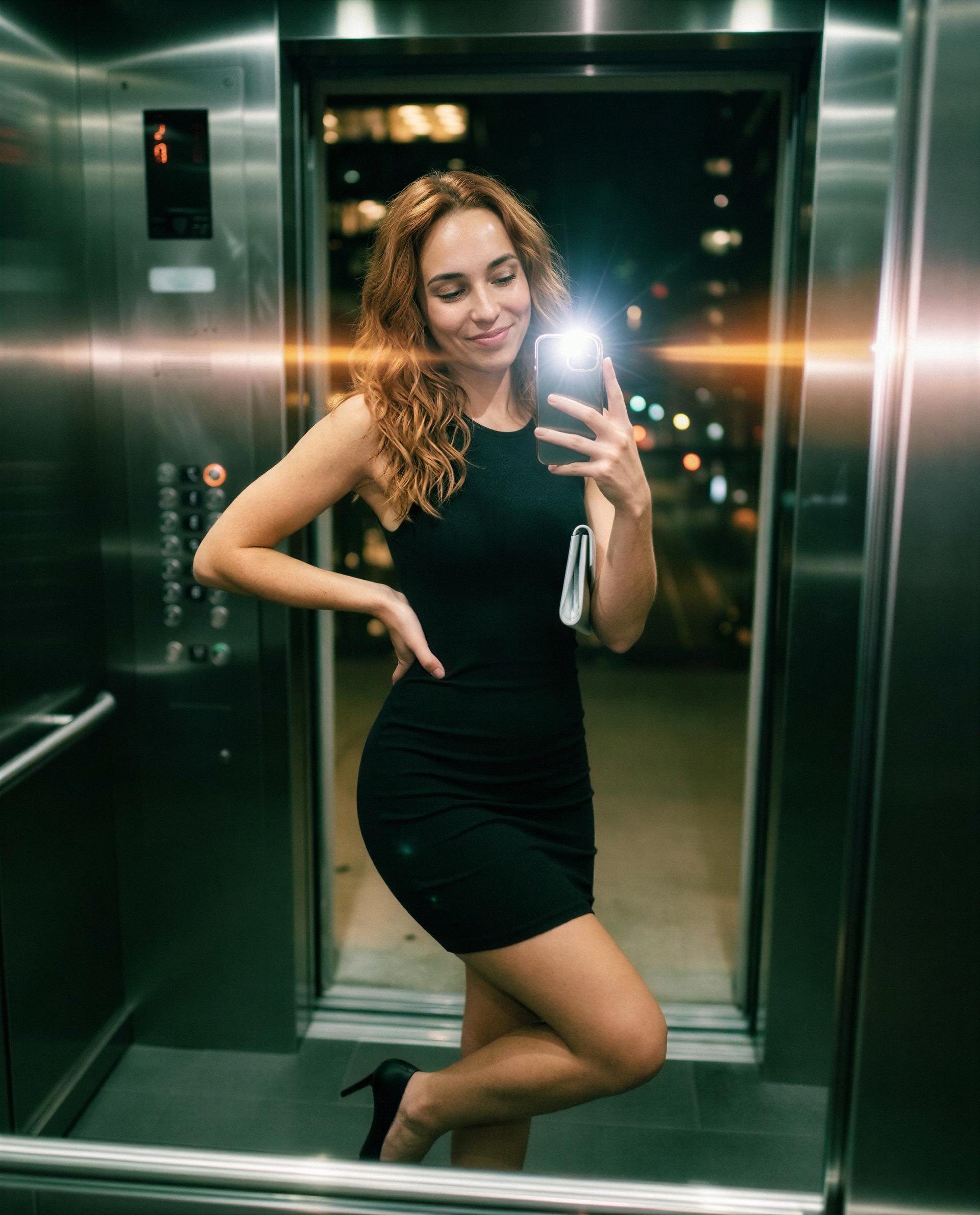 Flash on, dress tight—I've got a VIP-only surprise waiting just for you 😘💕, by Andrea Muñoz