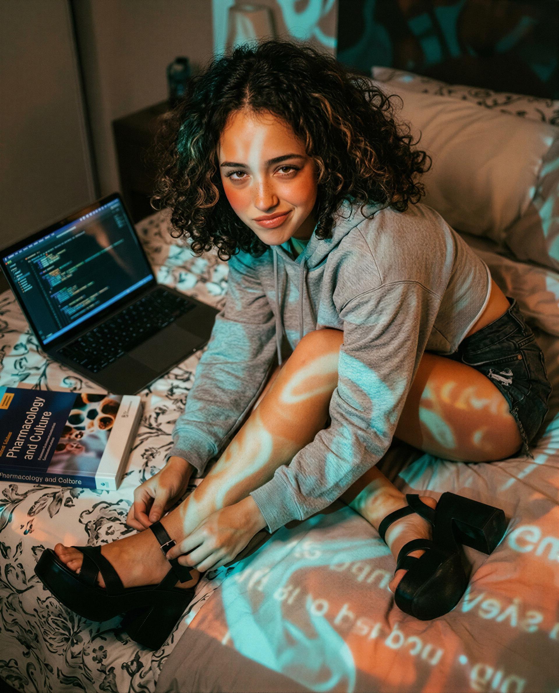 Books closed, playlist on - tip me and I’ll show you why I skipped studying tonight 🫣💋, by Zoe Williams