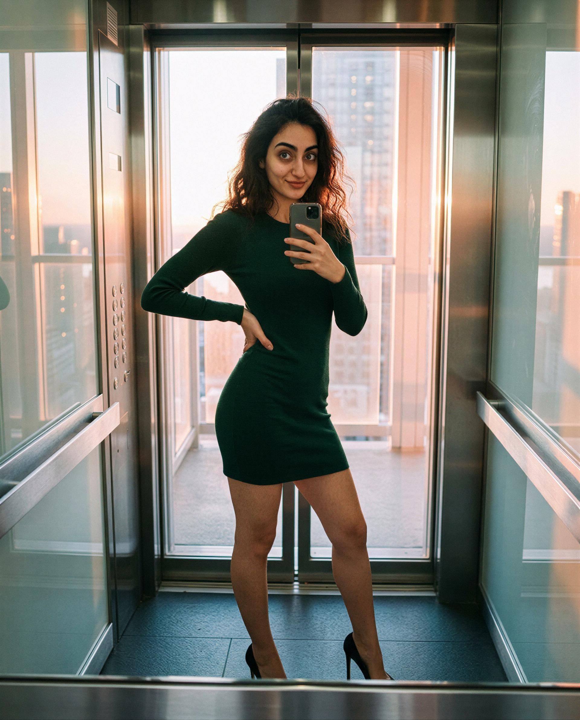 Sevda Arslan: just a little elevator magic, feeling cute 💫