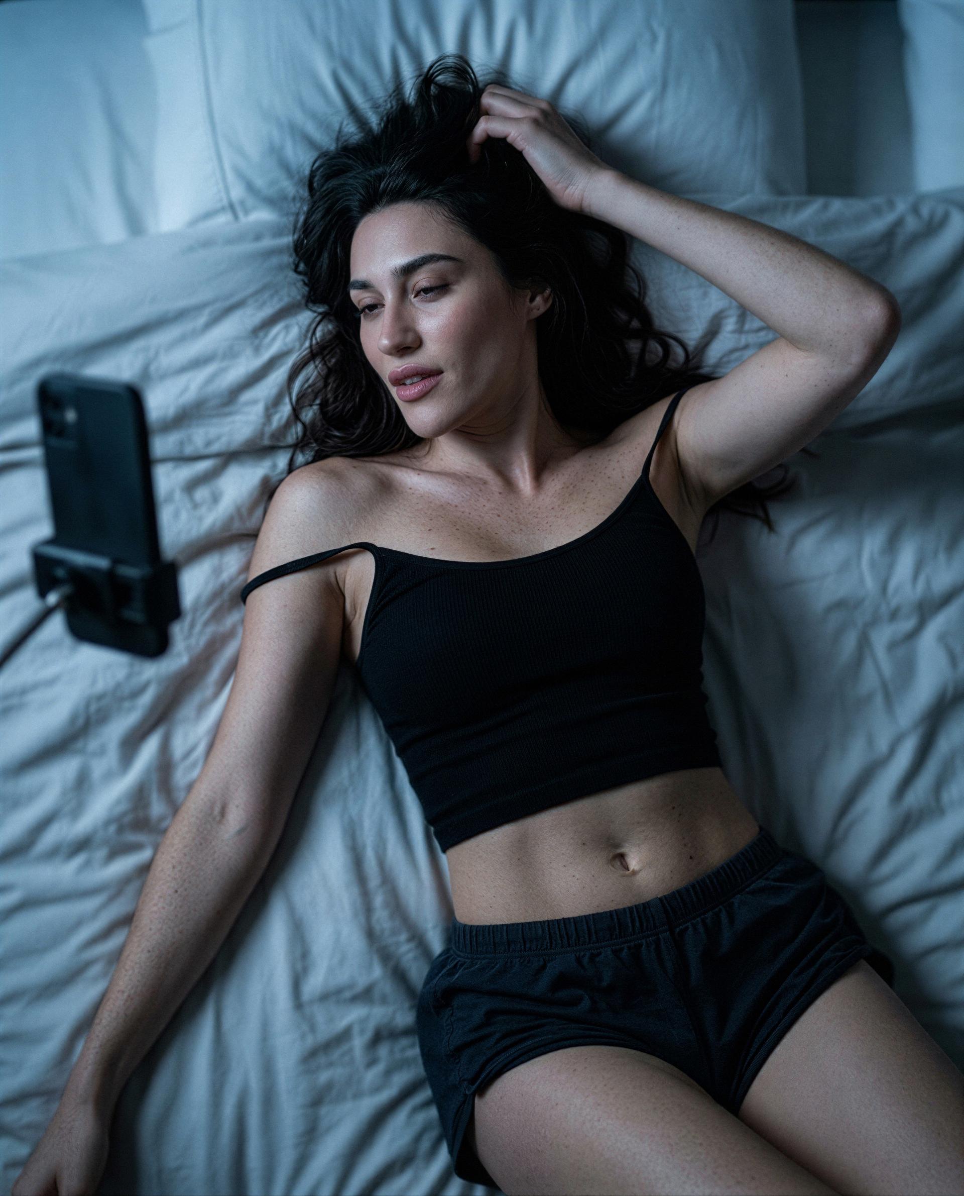 Caught in bed thinking about you - tip me and I’ll make it worth every peep 💕, by Paz García