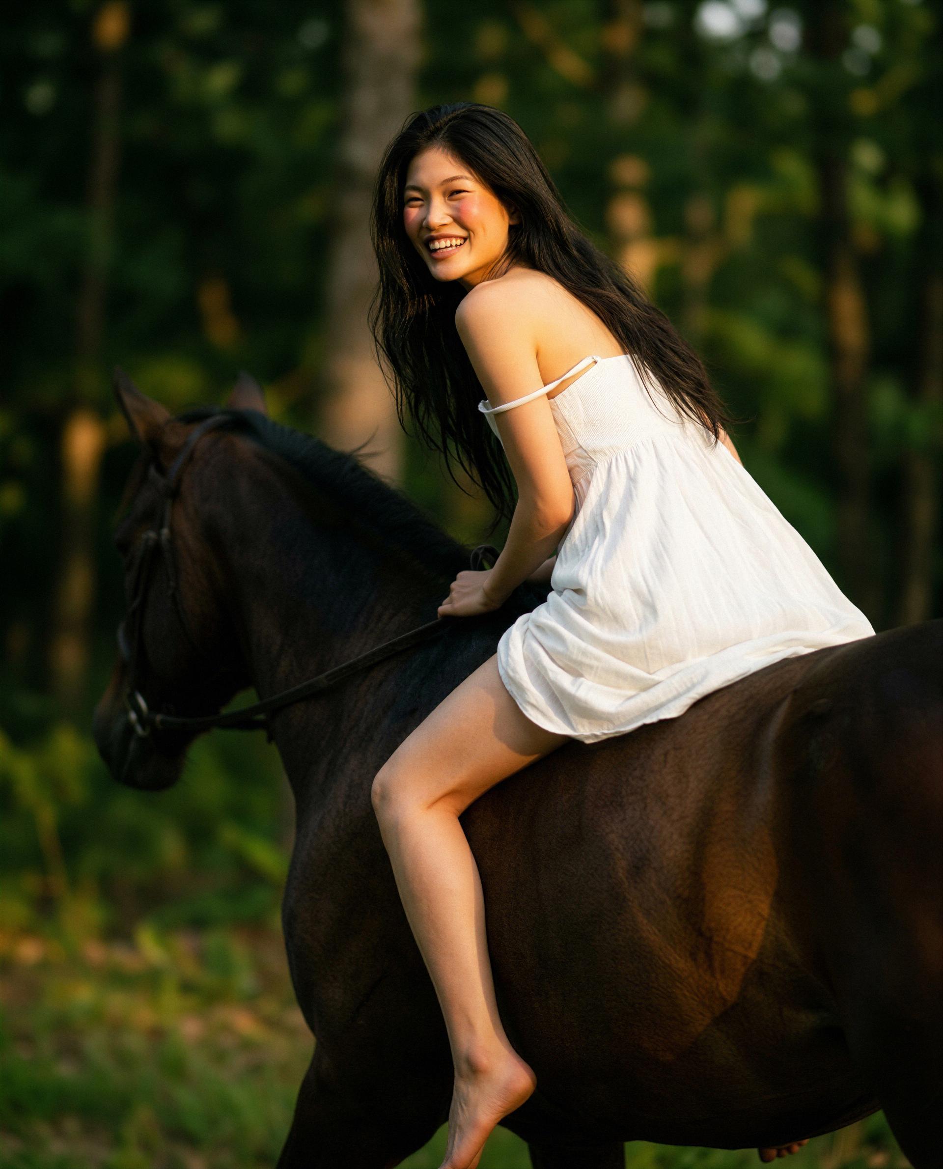 bareback on a giant horse and feeling tiny - wanna be the one to whisper me into trouble tonight? 🥺💋, by Chloe Nguyen
