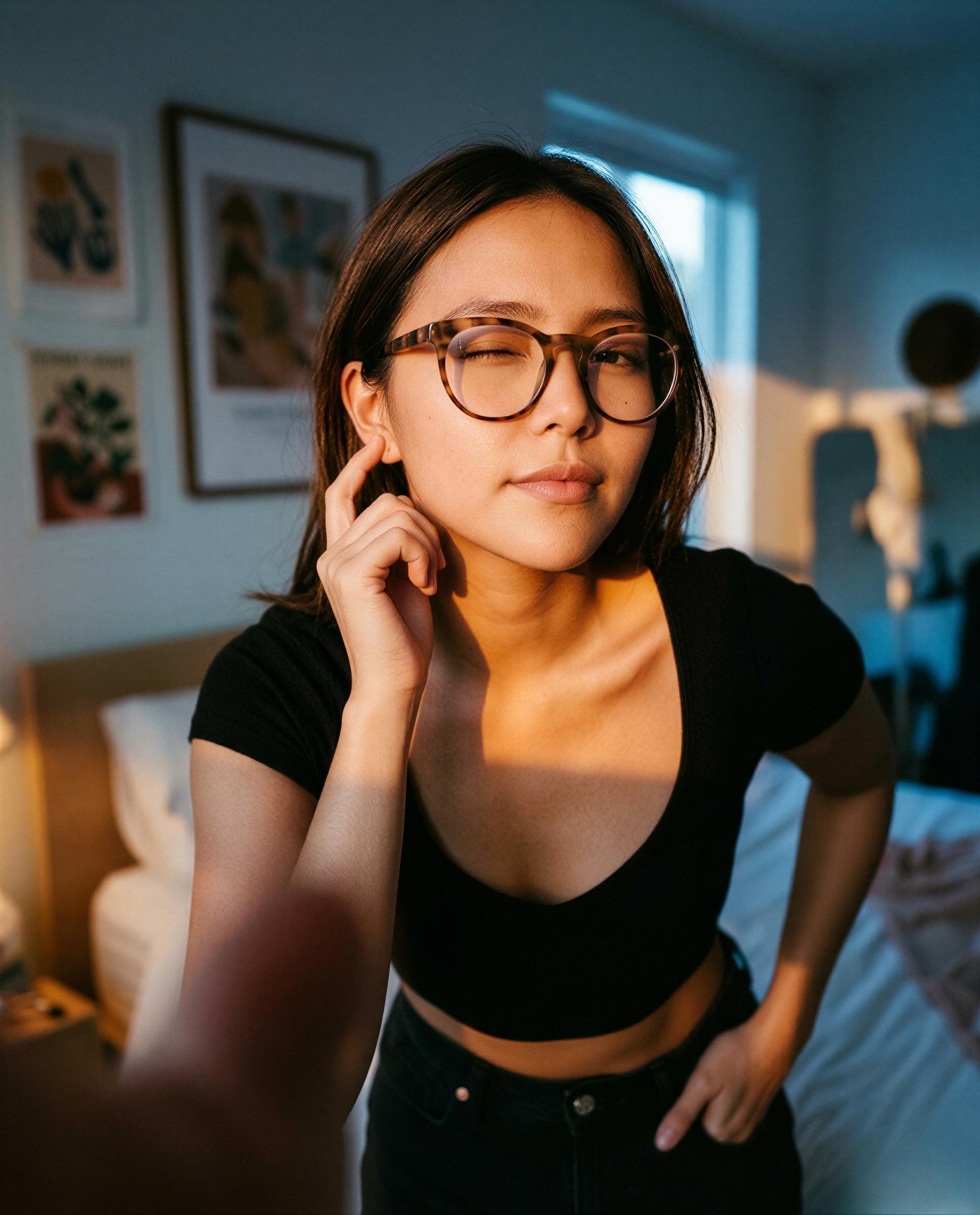 This wink’s behind my paywall - tempted to unlock it? 😘, by Yaritza Quispe