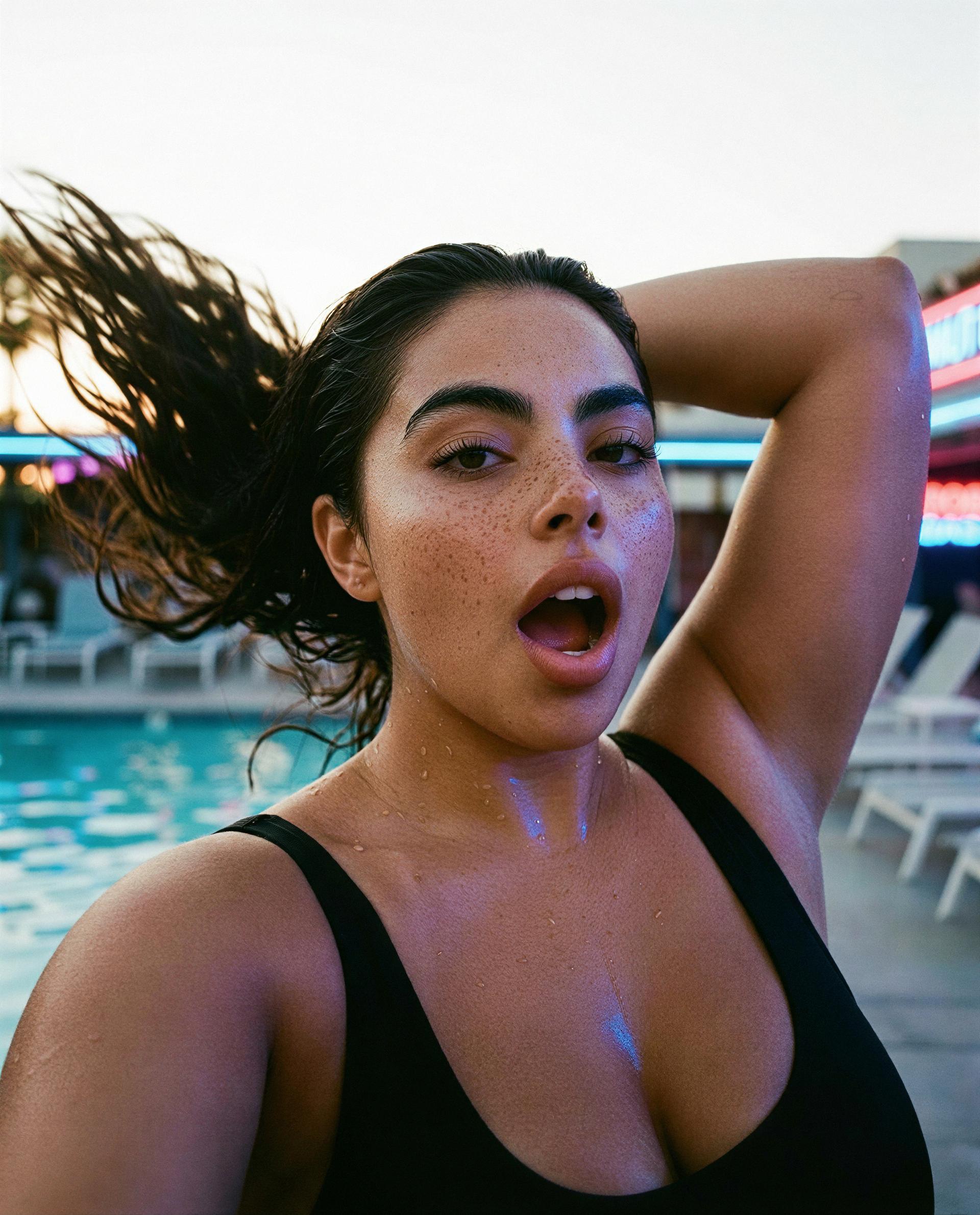 Patricia Carvalho: Just catching some vibes and making a splash. 💦