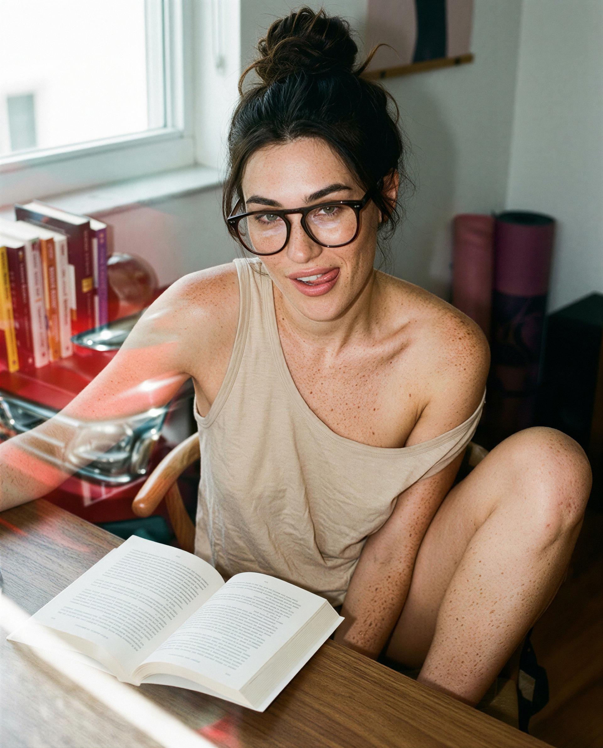 This page is for you - stay a while and I'll show you how I like my stories ended 😉, by Paz García