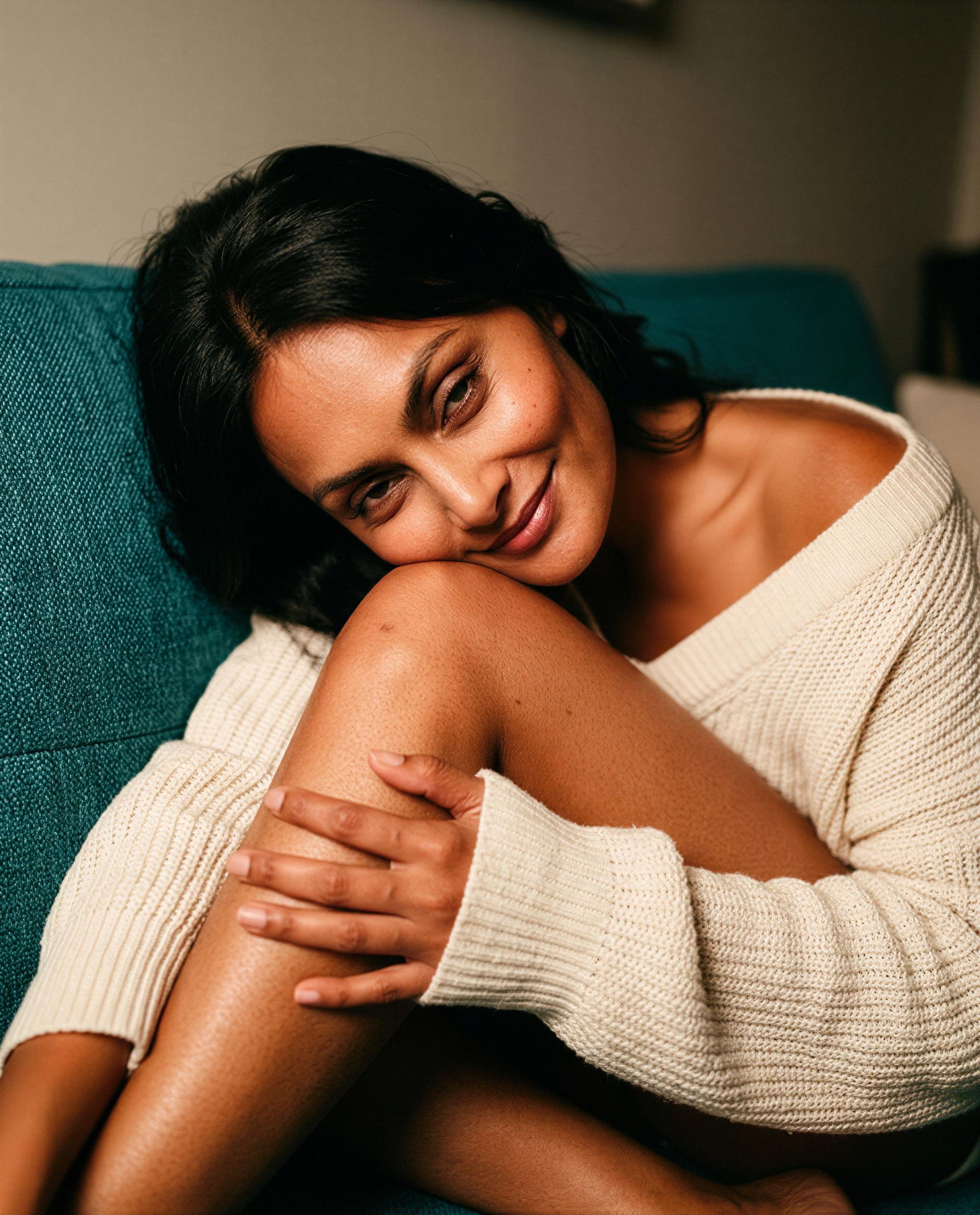 Knees tucked, cheek warm - I'll trade you a secret smile for your attention tonight 💋, by Sita Ali