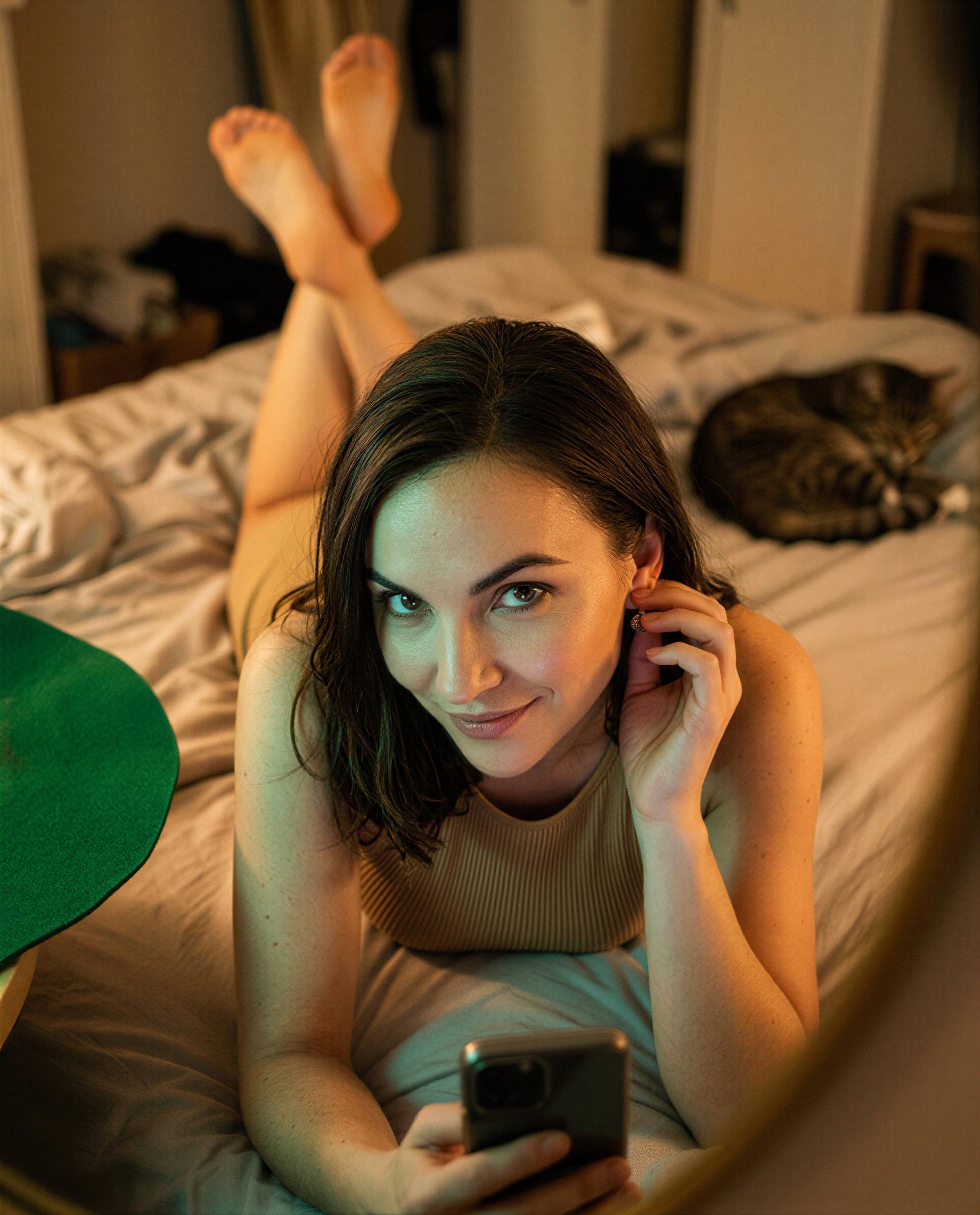 i'm lying here with secrets—pay me a visit and i'll whisper one to you 😳, by Fiona O'Connor