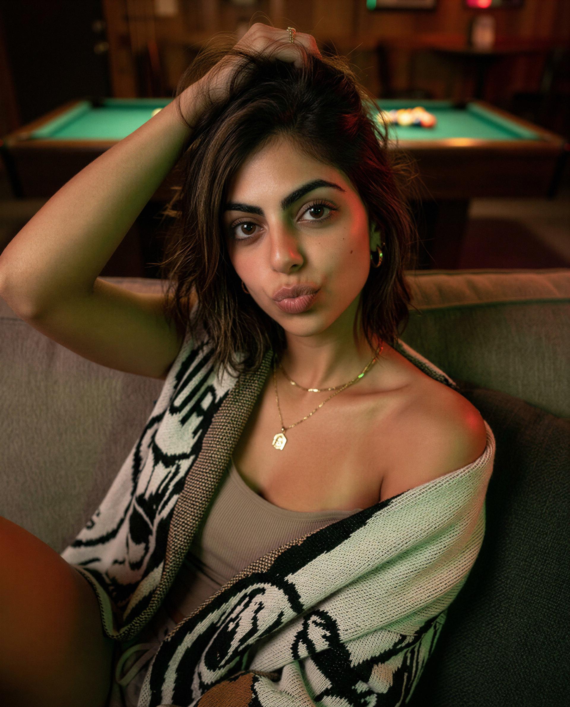 Slide into my DMs and let me show you why staying is irresistible 😉, by Fatima Hassan