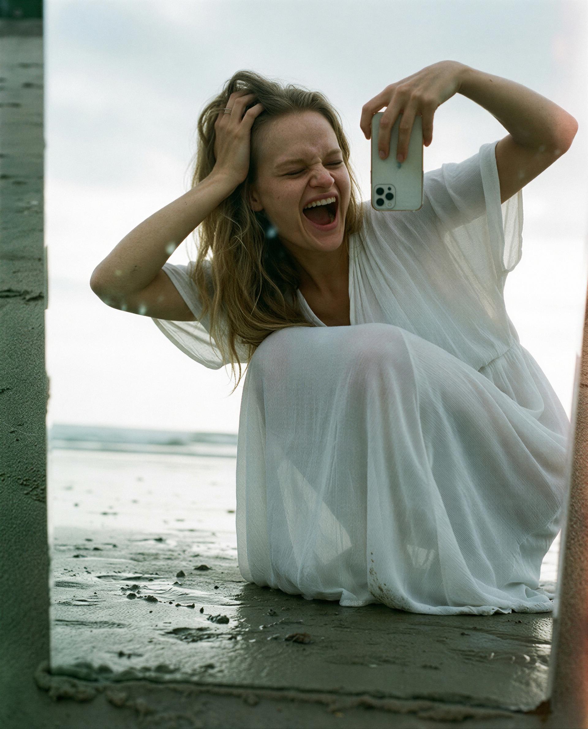Brave enough to tip? I’ll trade this salty giggle for something meant only for your eyes 😈, by Elodie Moreau