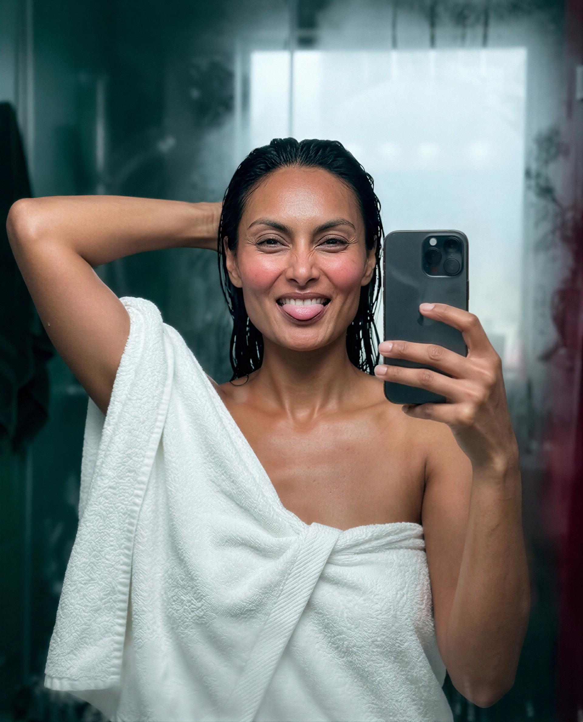 Hot, cheeky, and all yours if you dare to press subscribe 😘, by Sita Ali