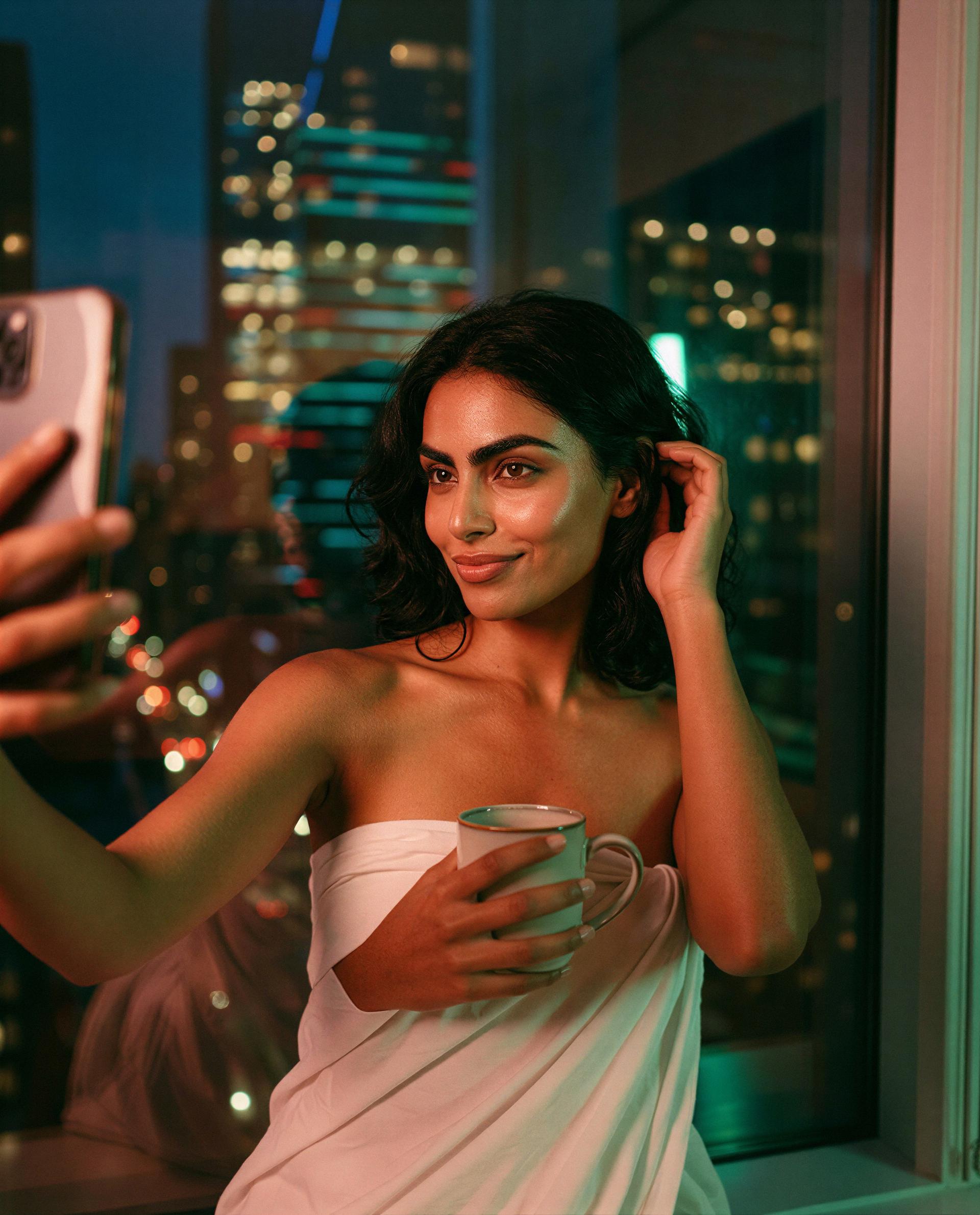Cup in hand, a little mischief in mind—slide behind the paywall and let me show you something naughty 🫣💋, by Inaya Siddiqui