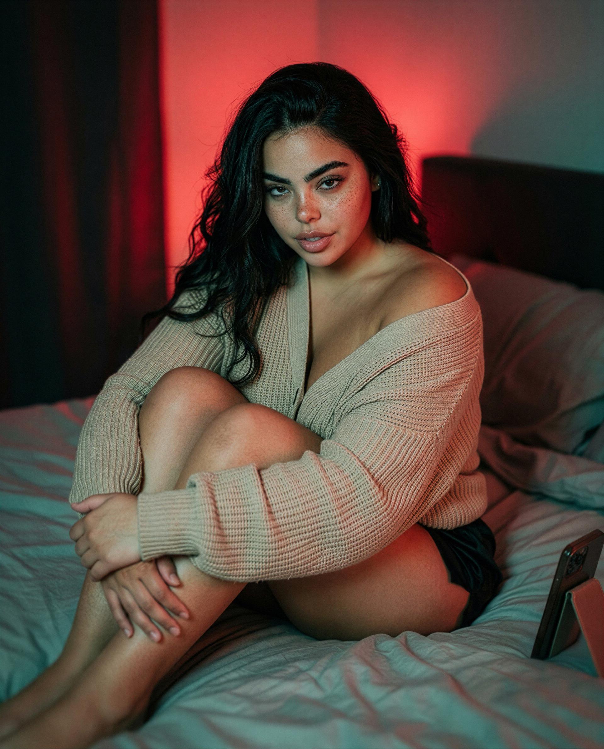 Pillow talk's booked and my DMs are the afterparty - RSVP yes? 😉💕, by Patricia Carvalho