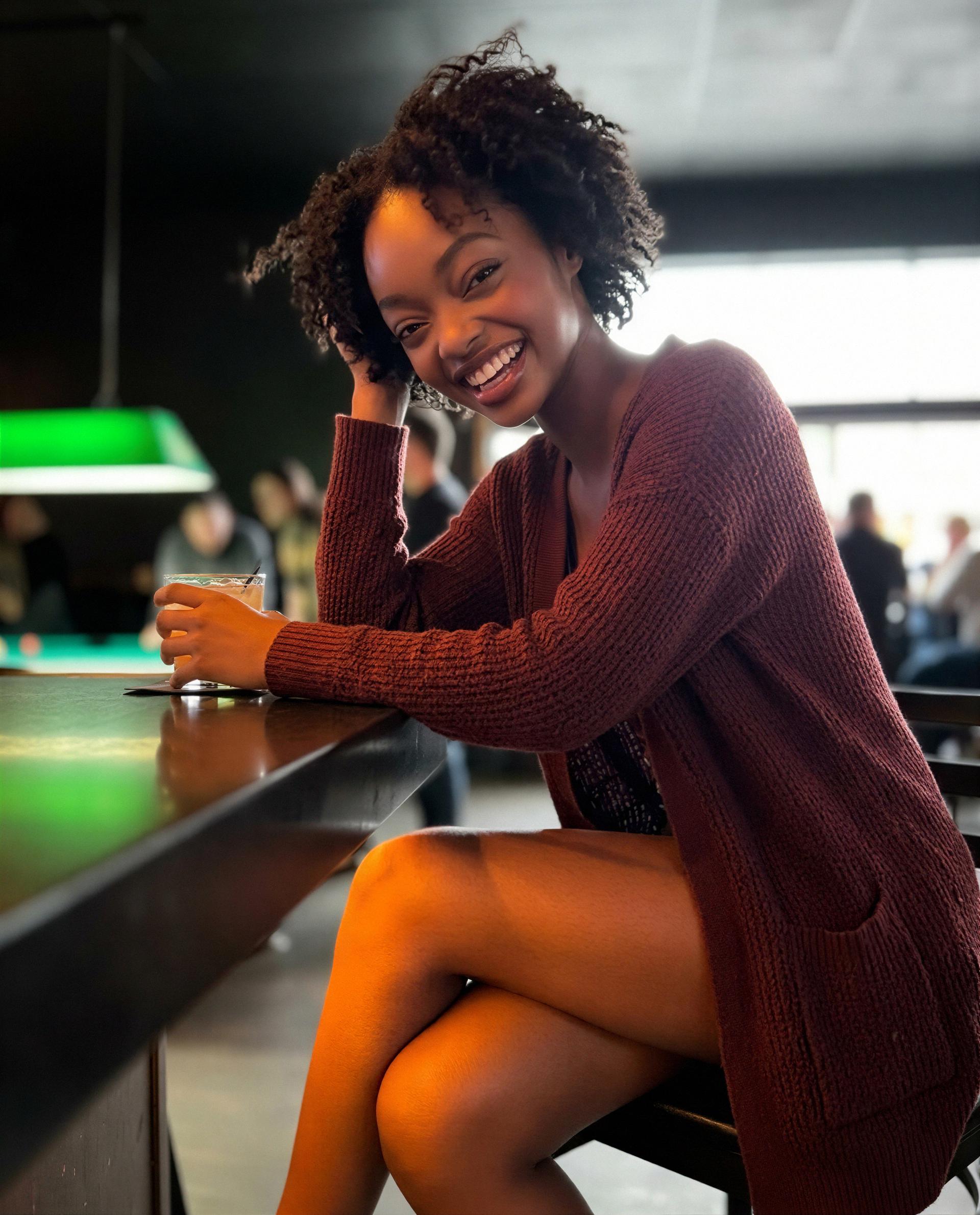 Barlight on my skin and a private thought with your name on it - whisper to me and I'll show you. 😉💕, by Shaniya Diallo