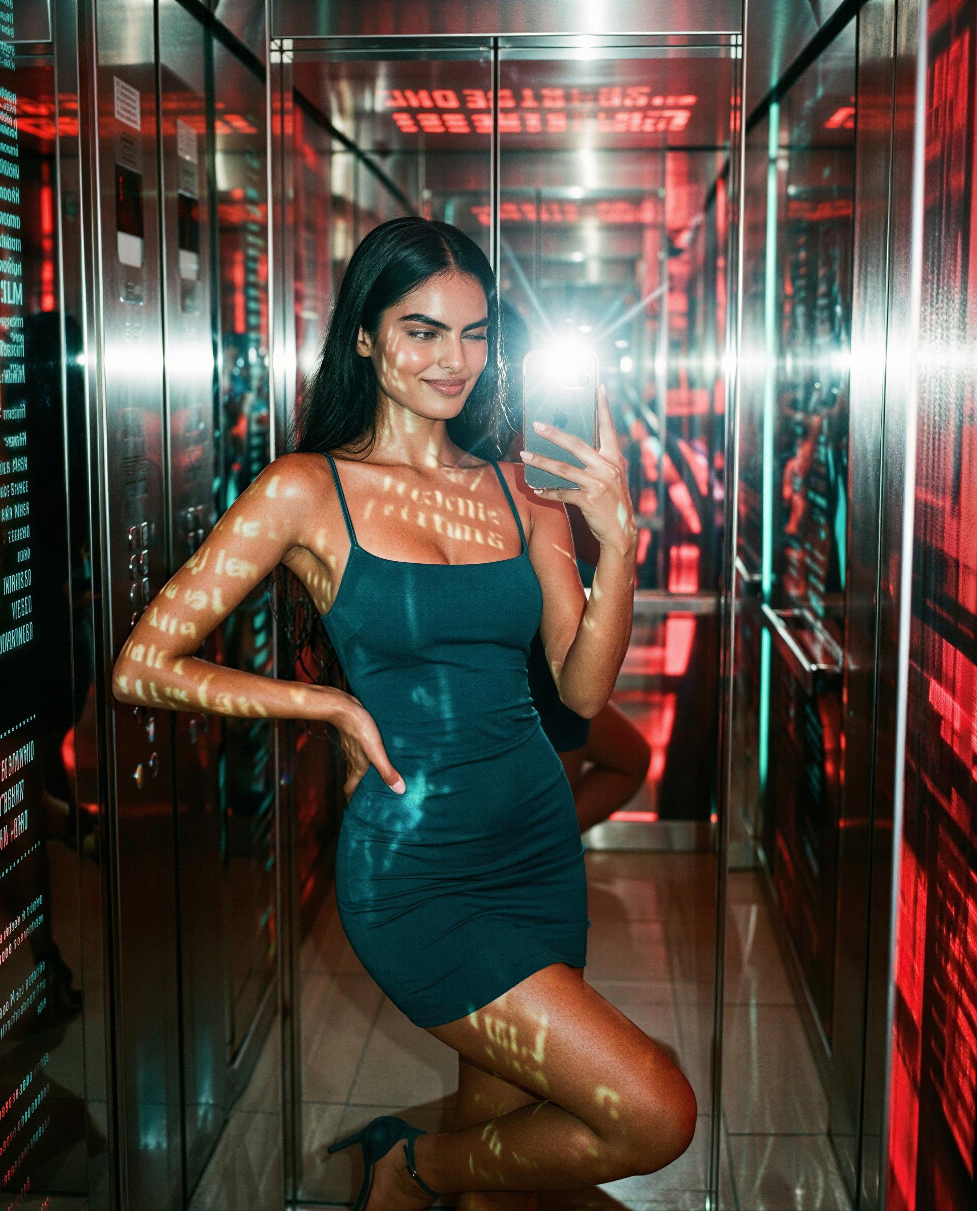 Doors closed, just me and the mirrors - come be my only audience tonight 😘💕, by Tara Siddiqui