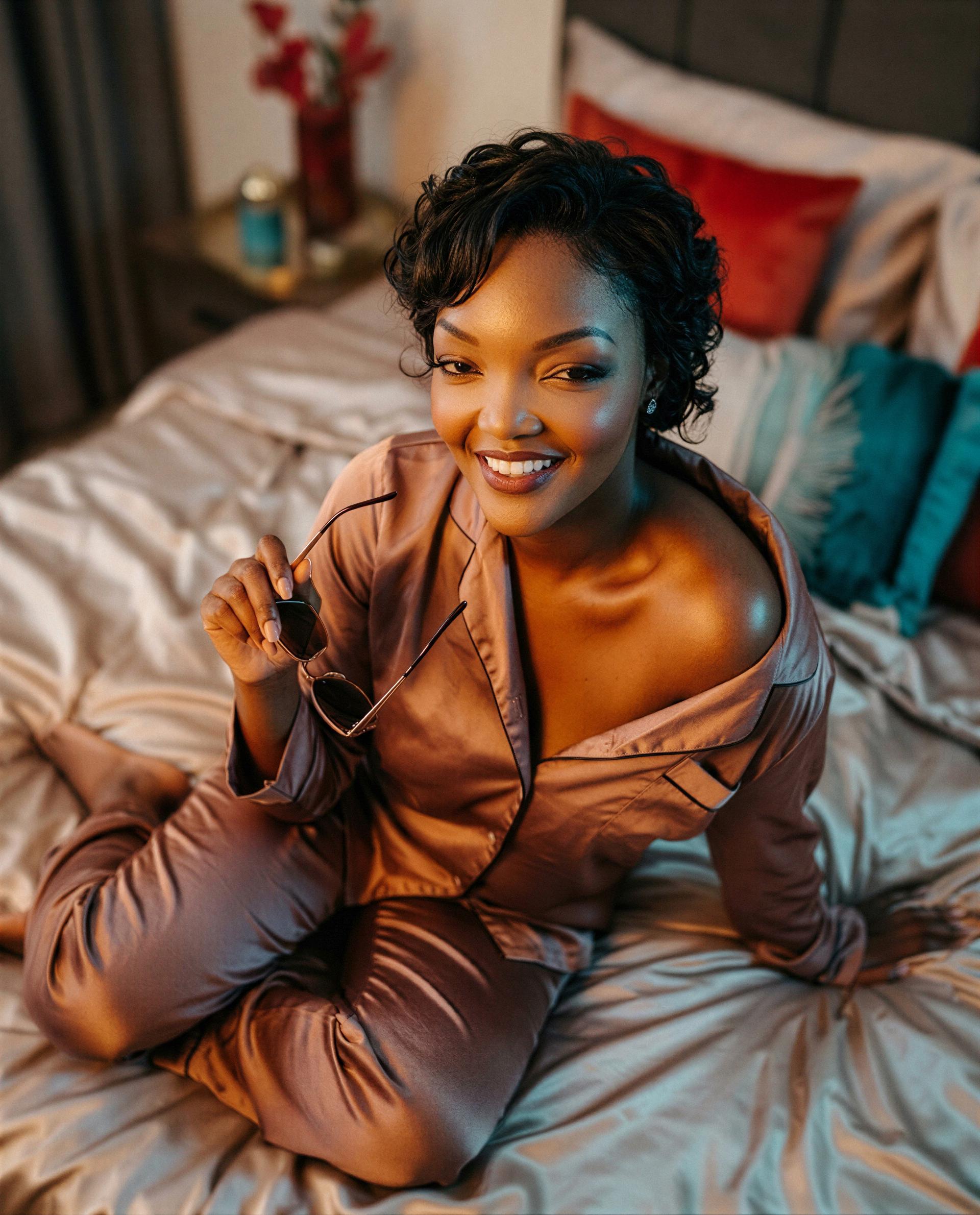 Lights down, silk on—subscribe and I’ll make tonight worth every dollar 😘, by Malaika Harris