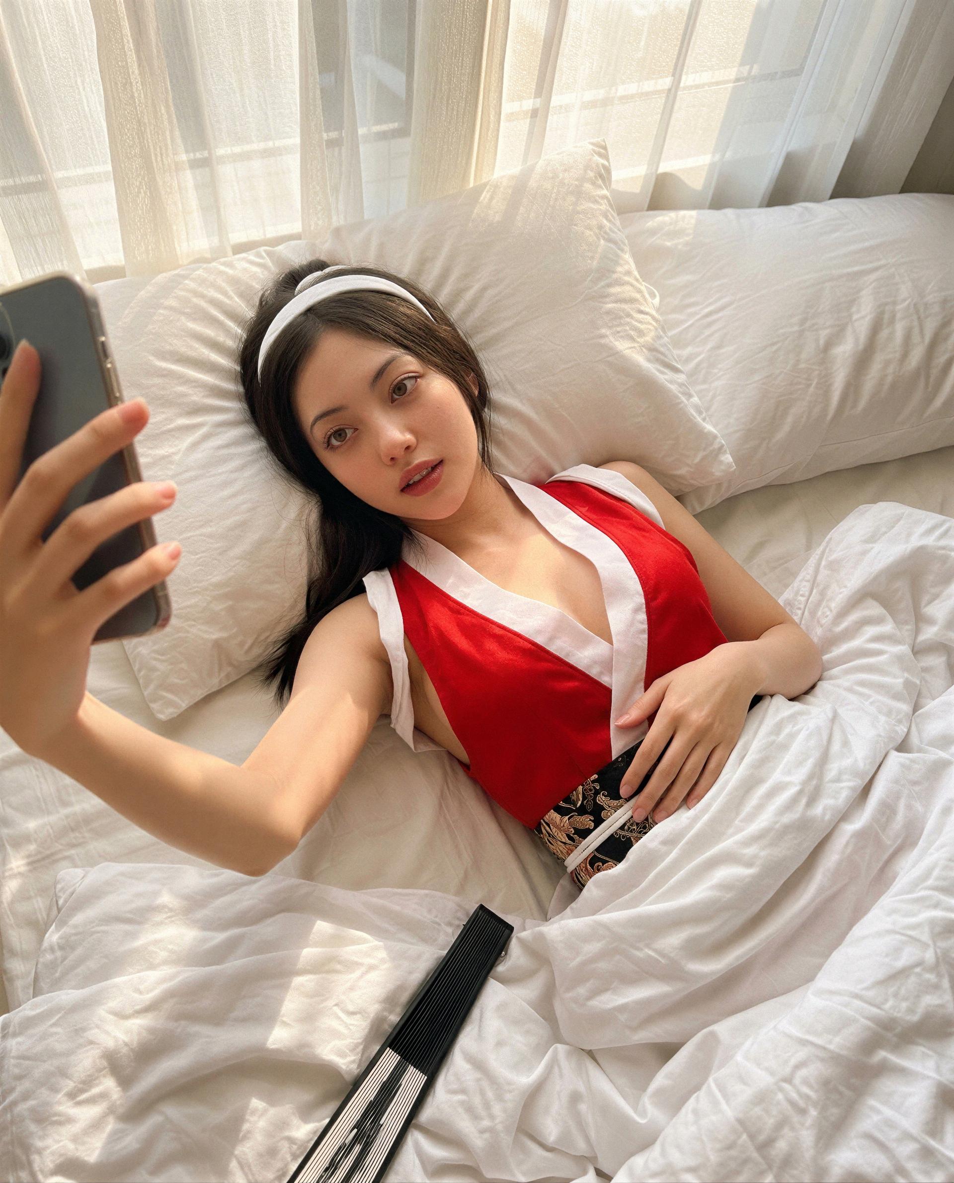 felt brave - whisper something sweet and i might reply with more than words 😳💬, by Xue Zhou