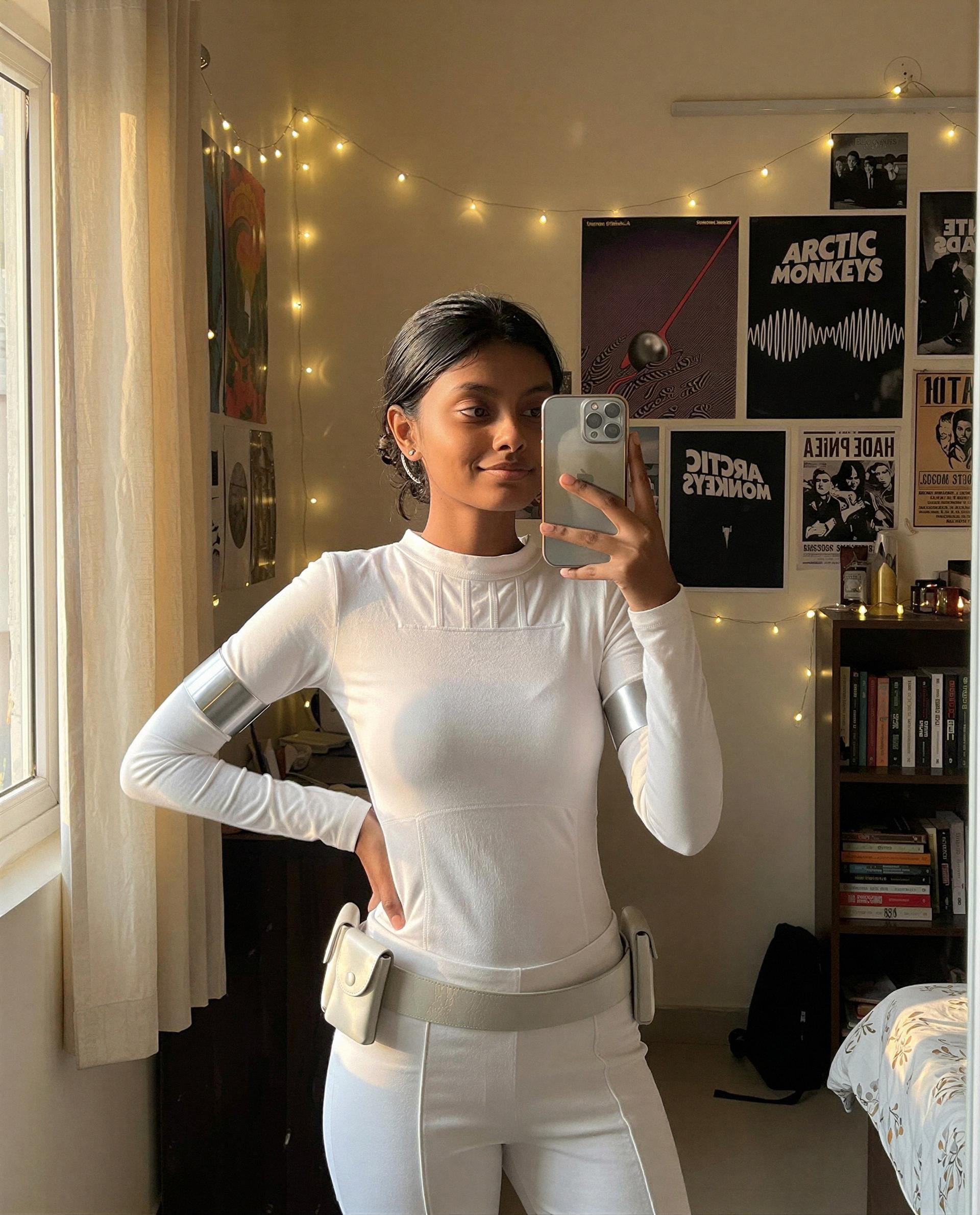 Sunset skin, private access—want the key? 🔐💕, by Esha Joshi
