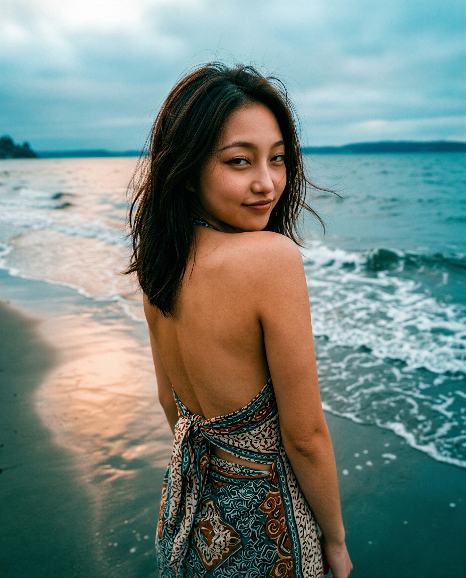 Ocean breeze, bare back—leave a tip and I’ll make the tide jealous 😘, by Yuuko Yang