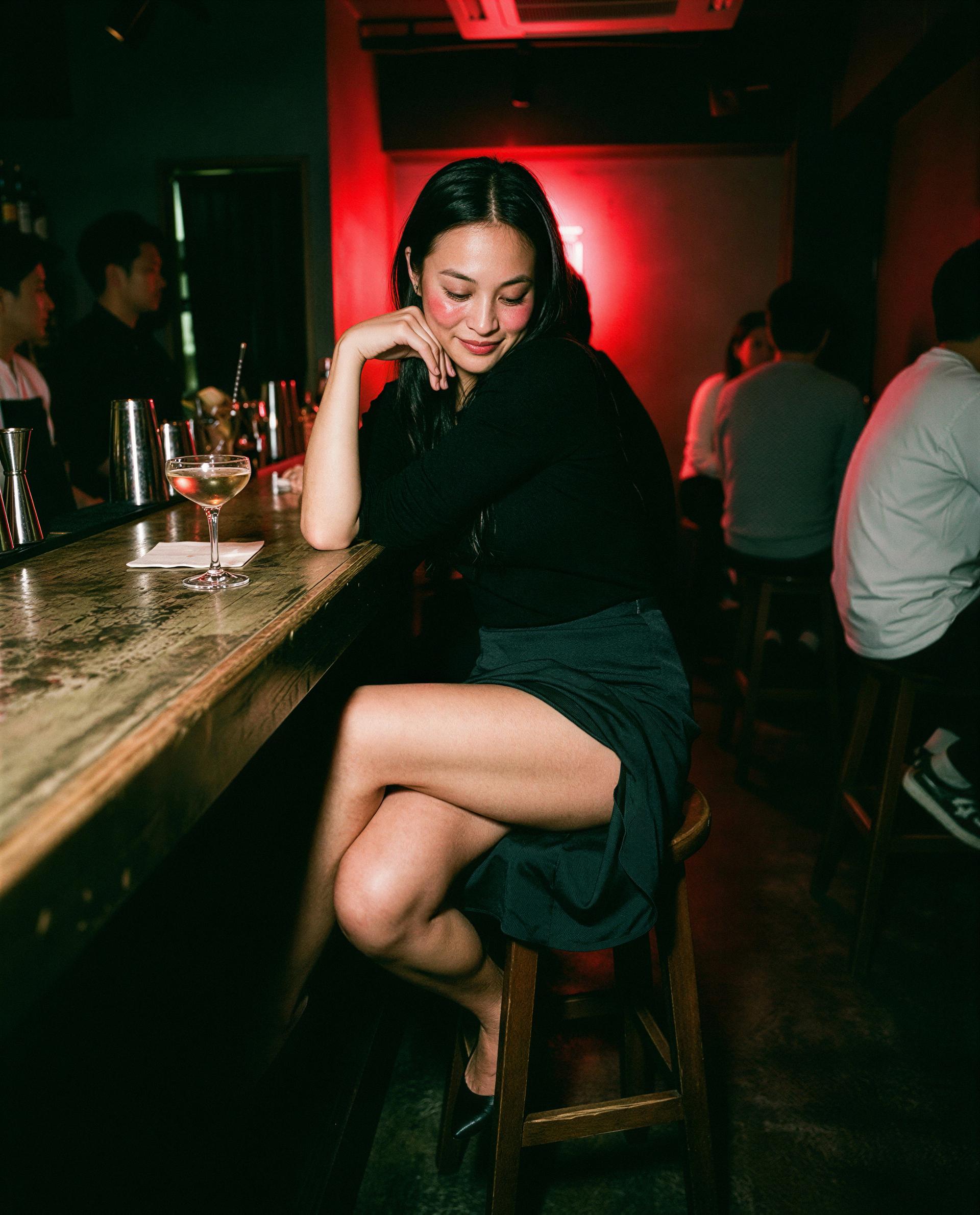 Bar’s cozy and my secrets are loud—buy me another drink and I’ll make them worth your while 😘, by Kaori Fukushima