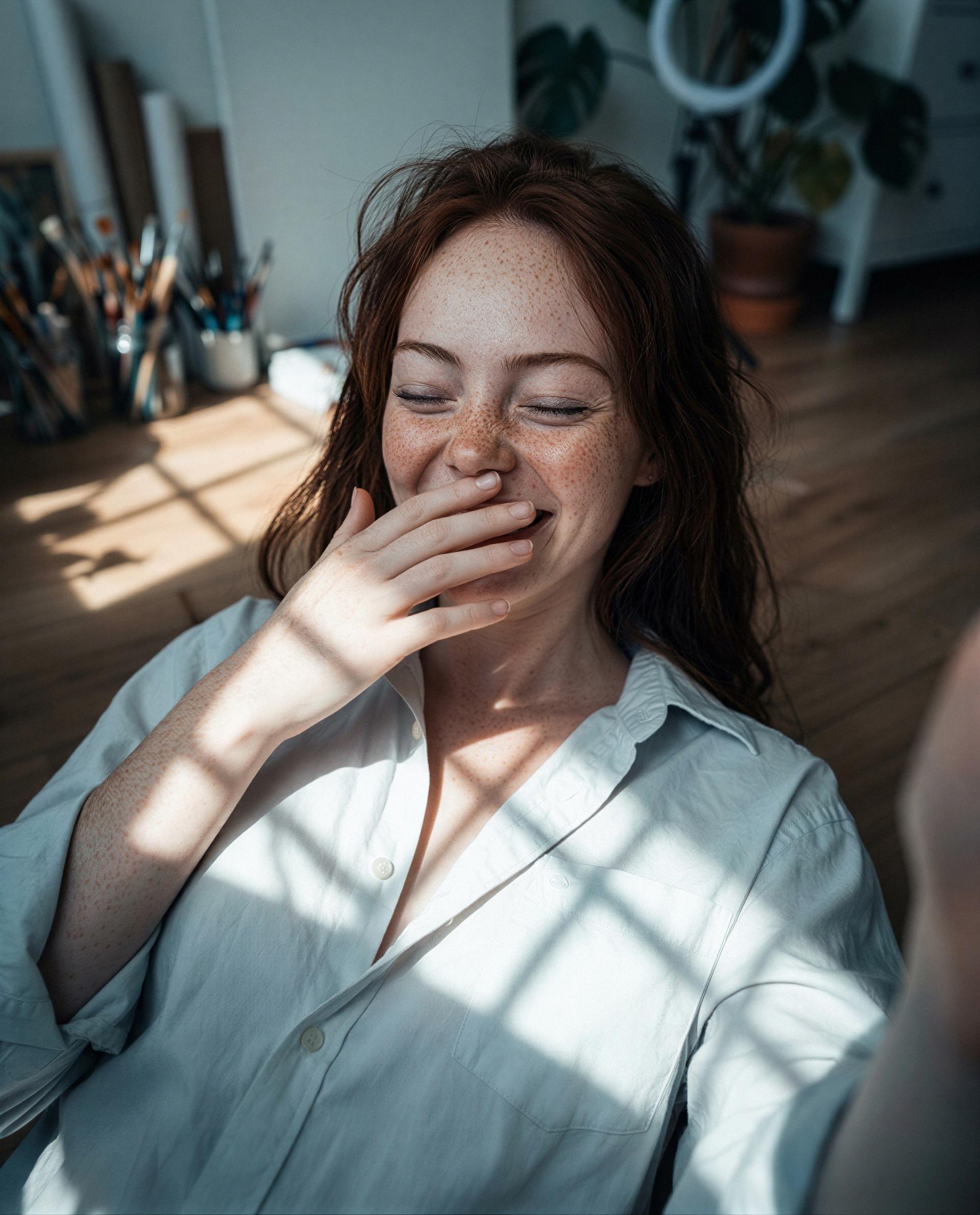 Saved you a front-row seat to my little secret—wanna come closer? 💋, by Zoe Kujundzic