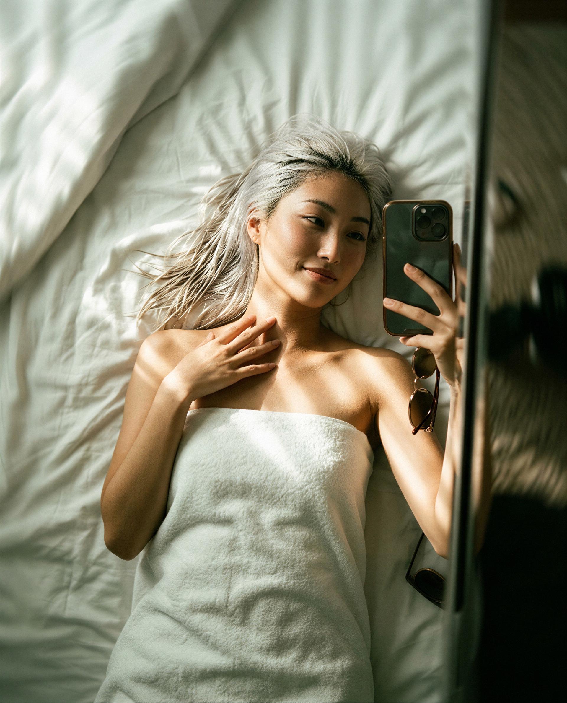 Soft towel, softer promises - meet me in my messages and I’ll make them true 💕, by Shizuka Inoue