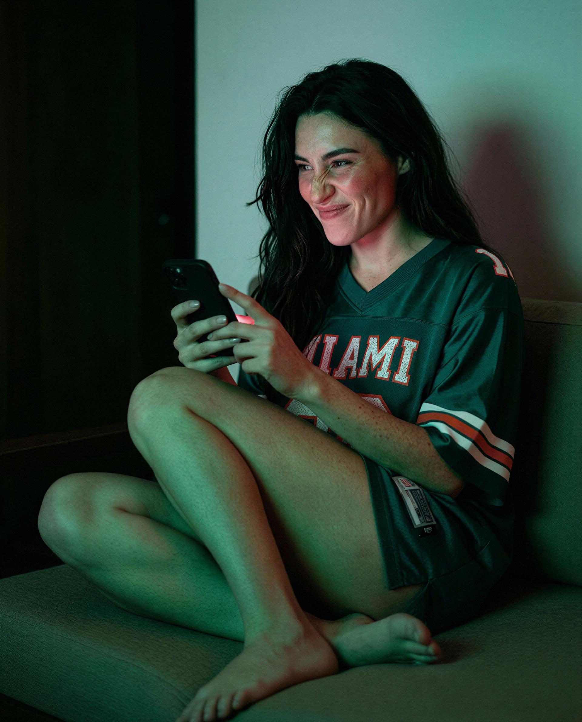this grin's for paying attention—want the private show?, by Paz García