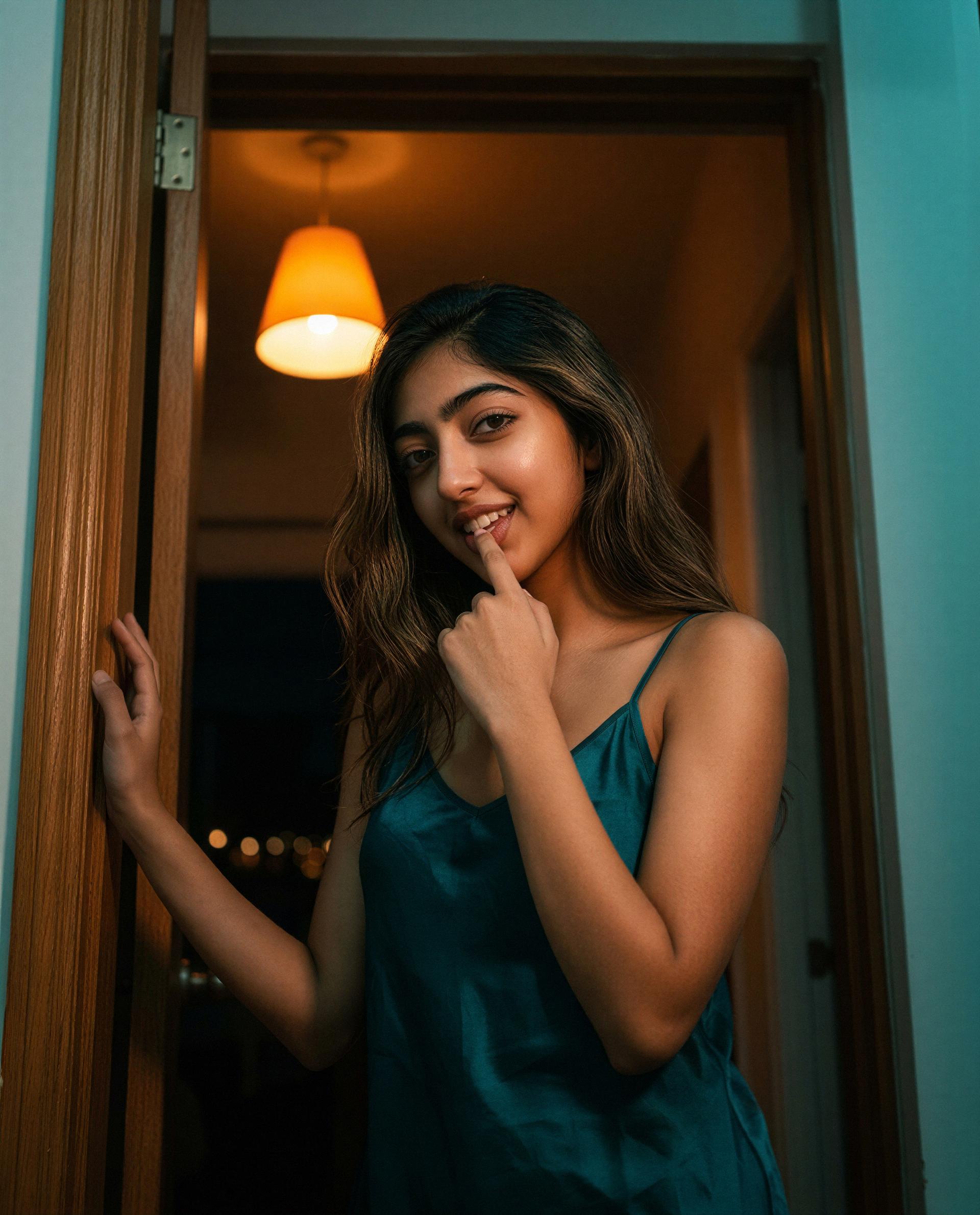 Meera Sidhu: Just keeping my secrets under wraps... 💋