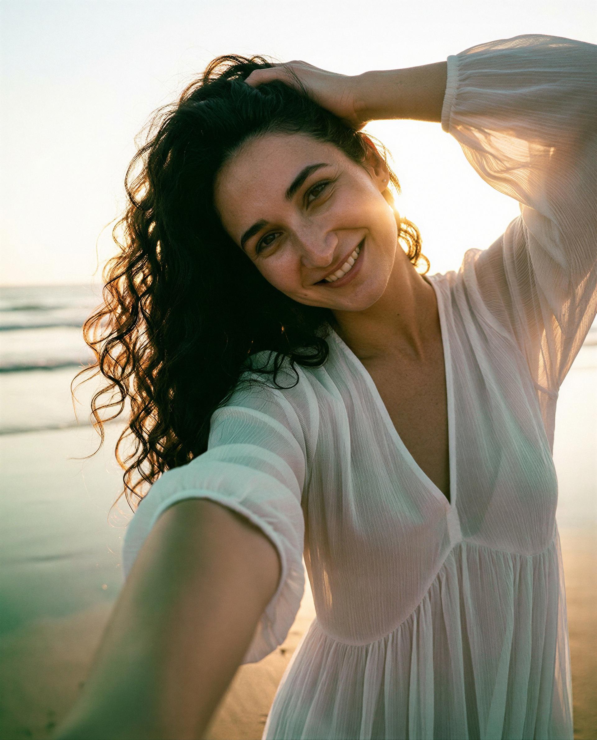 Caught in golden light and thinking of you—come steal this moment with me? 😉💕, by Agata Adamski