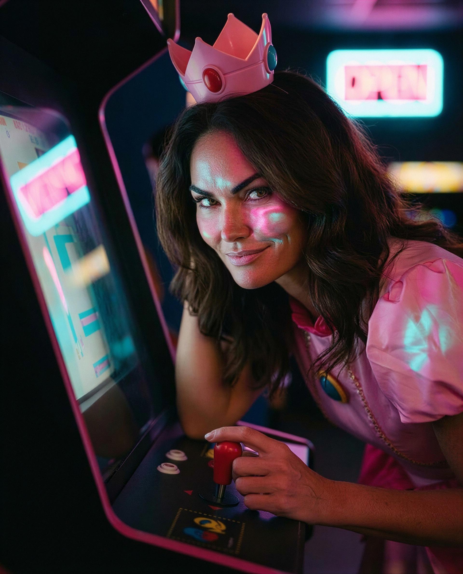 I’ve got the joystick and the crown - beat my high score and I’ll make your victory worth it tonight 😉👑, by Nayeli Lopez