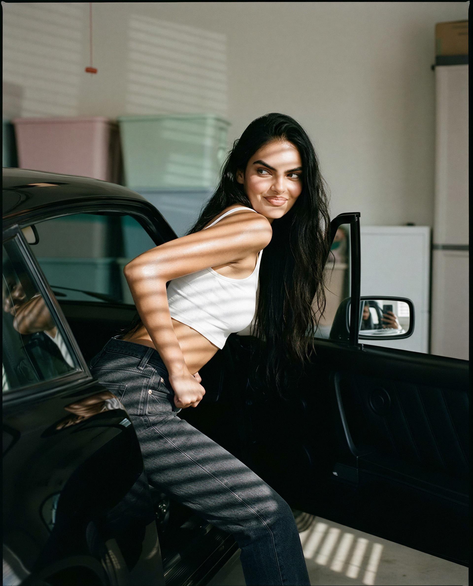 Door's open, jeans on - still missing one thing: you, come close? 😘💕, by Tara Siddiqui
